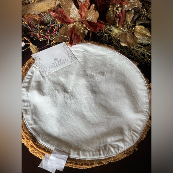 MIREILLE DESIGNS NWT Set Of 4 Fabric Fall Autumn Thanksgiving Pumpkin Placemats - Picture 8 of 9